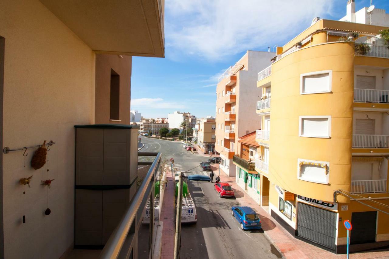 El Apartamento De Maria Jose Lejlighed Torrevieja Eksteriør billede